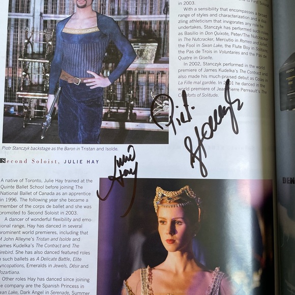 SIGNED National Ballet of Canada 2003/04 Playbook - Picture 5 of 5